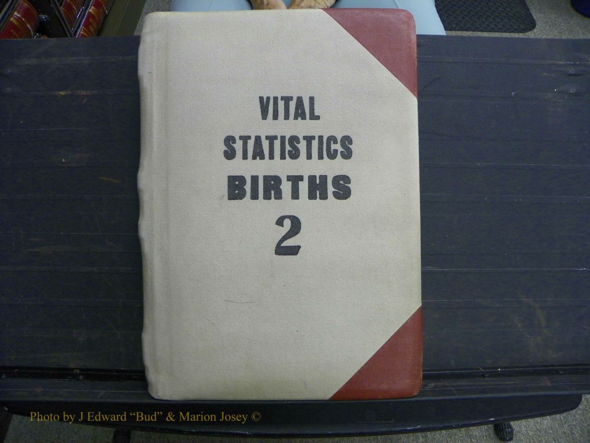 Madison Births & Deaths, Book 2, L-Z, + Delayed Book 2 001.JPG