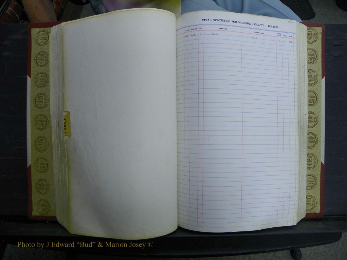 Madison Births & Deaths, Book 2, L-Z, + Delayed Book 2 125.JPG