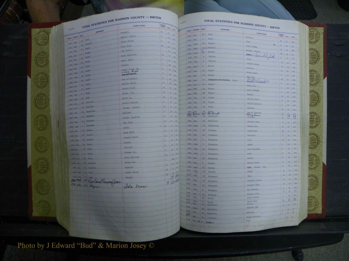 Madison Births & Deaths, Book 2, L-Z, + Delayed Book 2 141.JPG