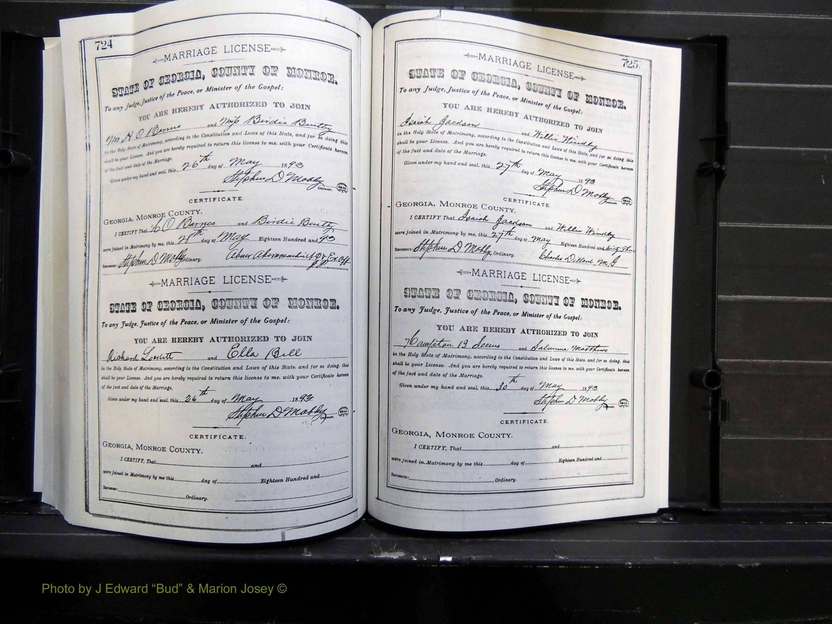 Monroe Co, GA, Marriages, Book F2, 1889-1890 pg 724-725.JPG