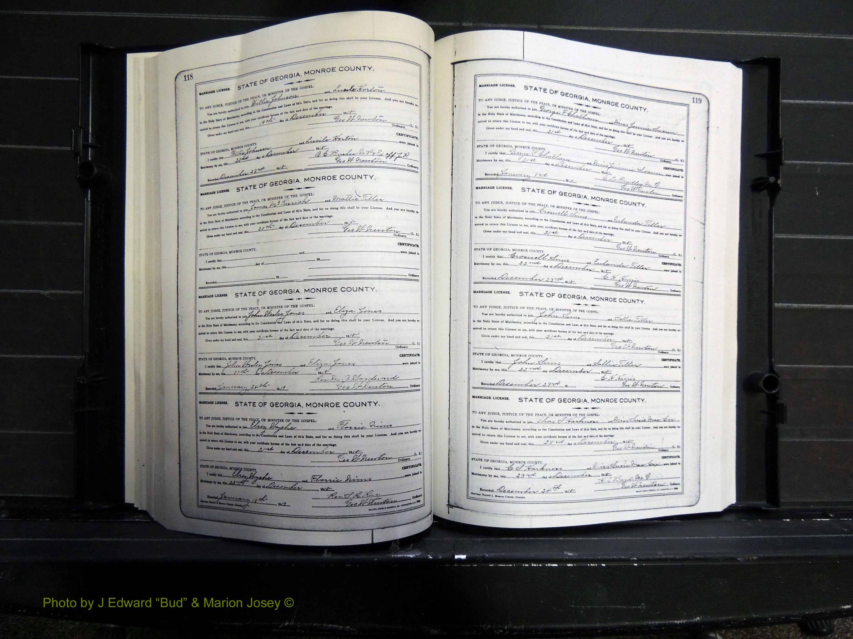 Monroe Co, GA, Marriages, Book I, 1917-1922 pg 118-119.JPG
