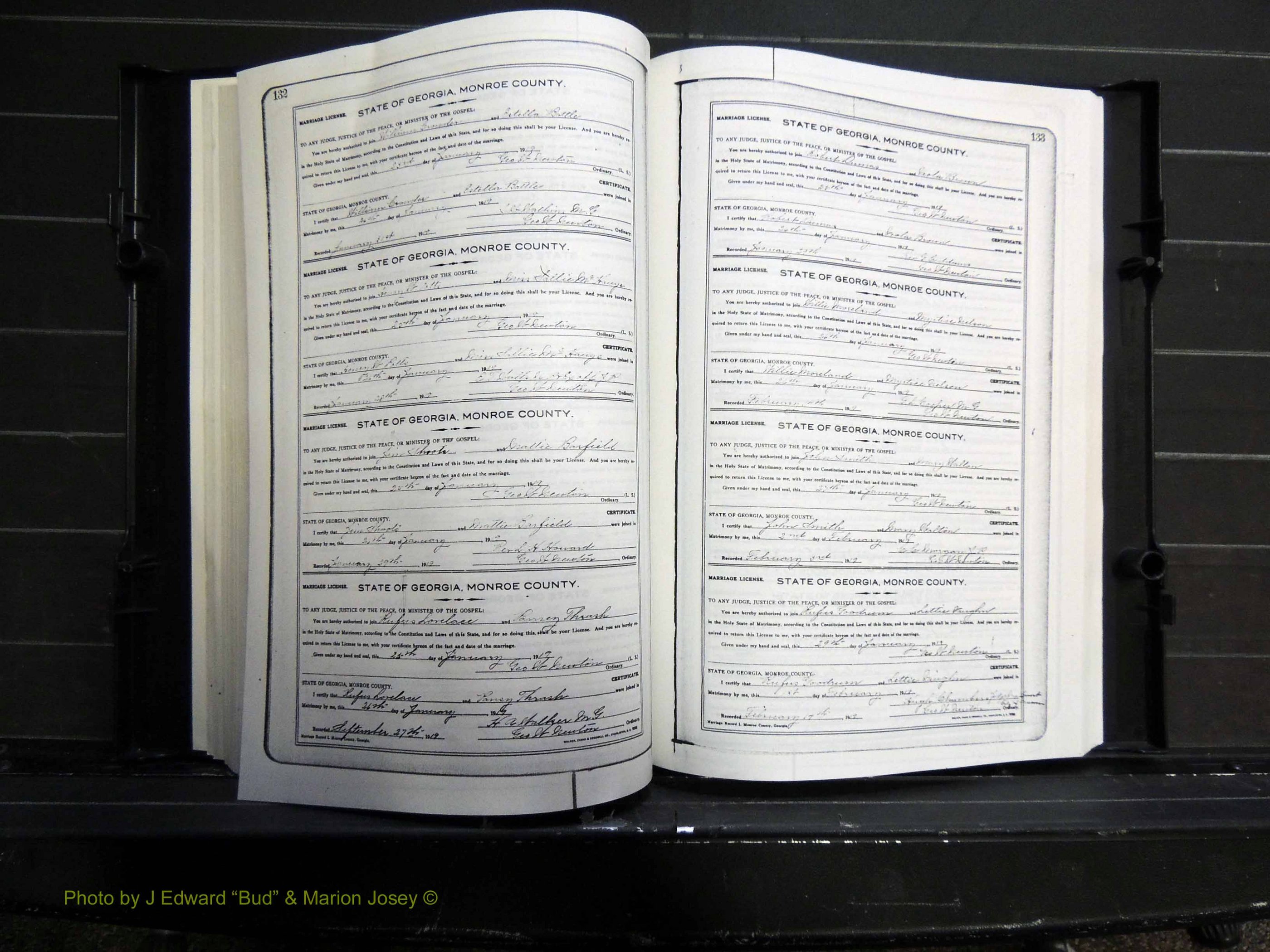 Monroe Co, GA, Marriages, Book I, 1917-1922 pg 132-133.JPG