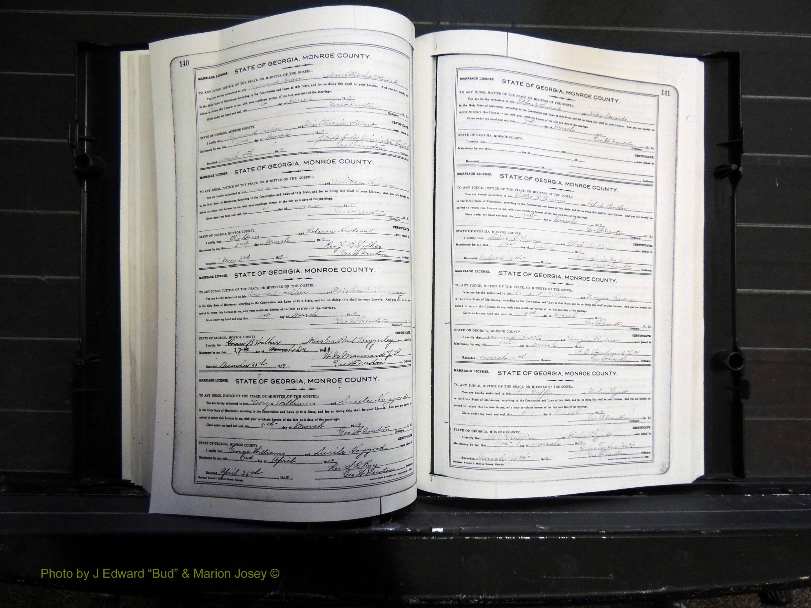Monroe Co, GA, Marriages, Book I, 1917-1922 pg 140-141.JPG