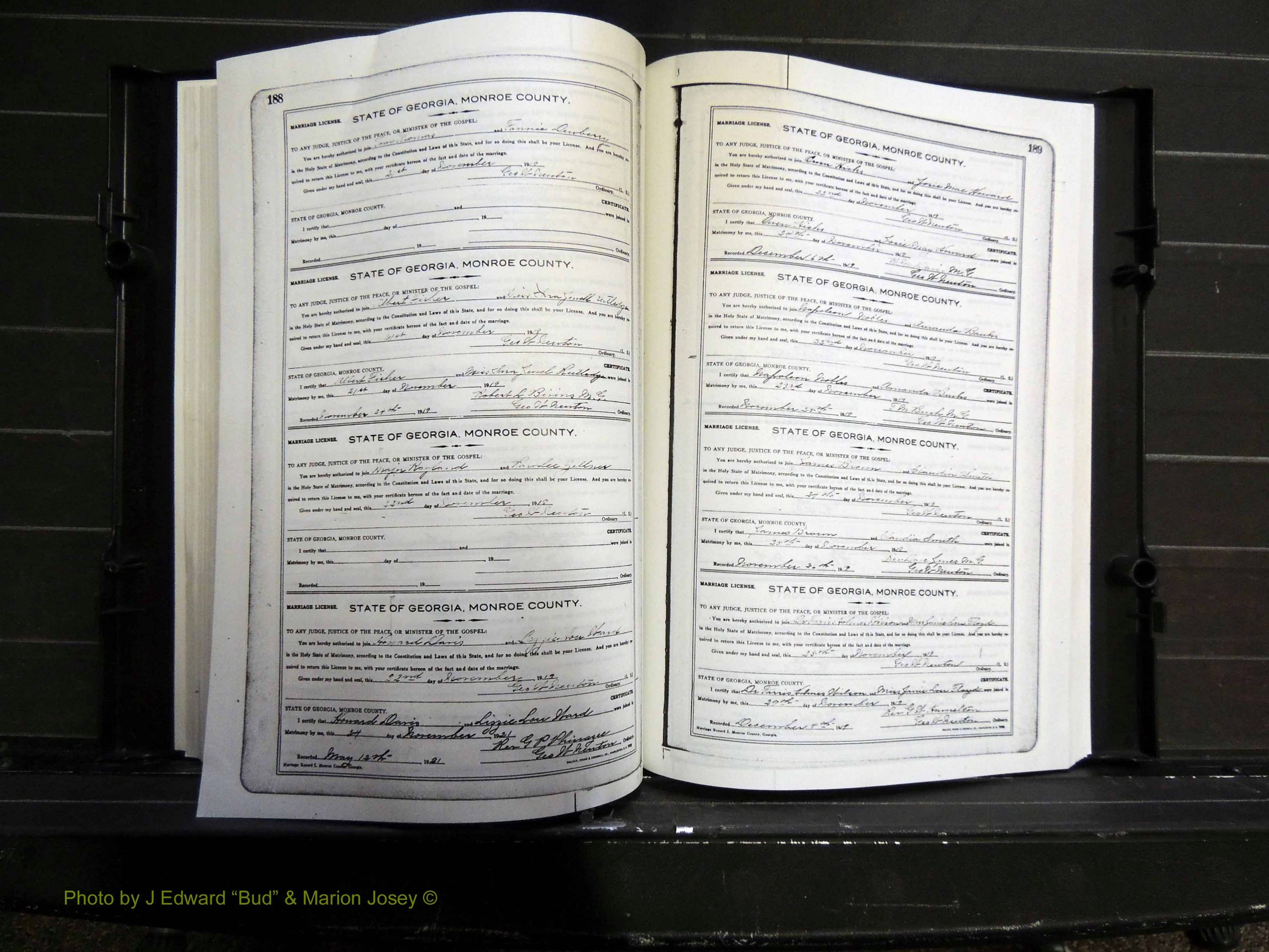 Monroe Co, GA, Marriages, Book I, 1917-1922 pg 188-189.JPG