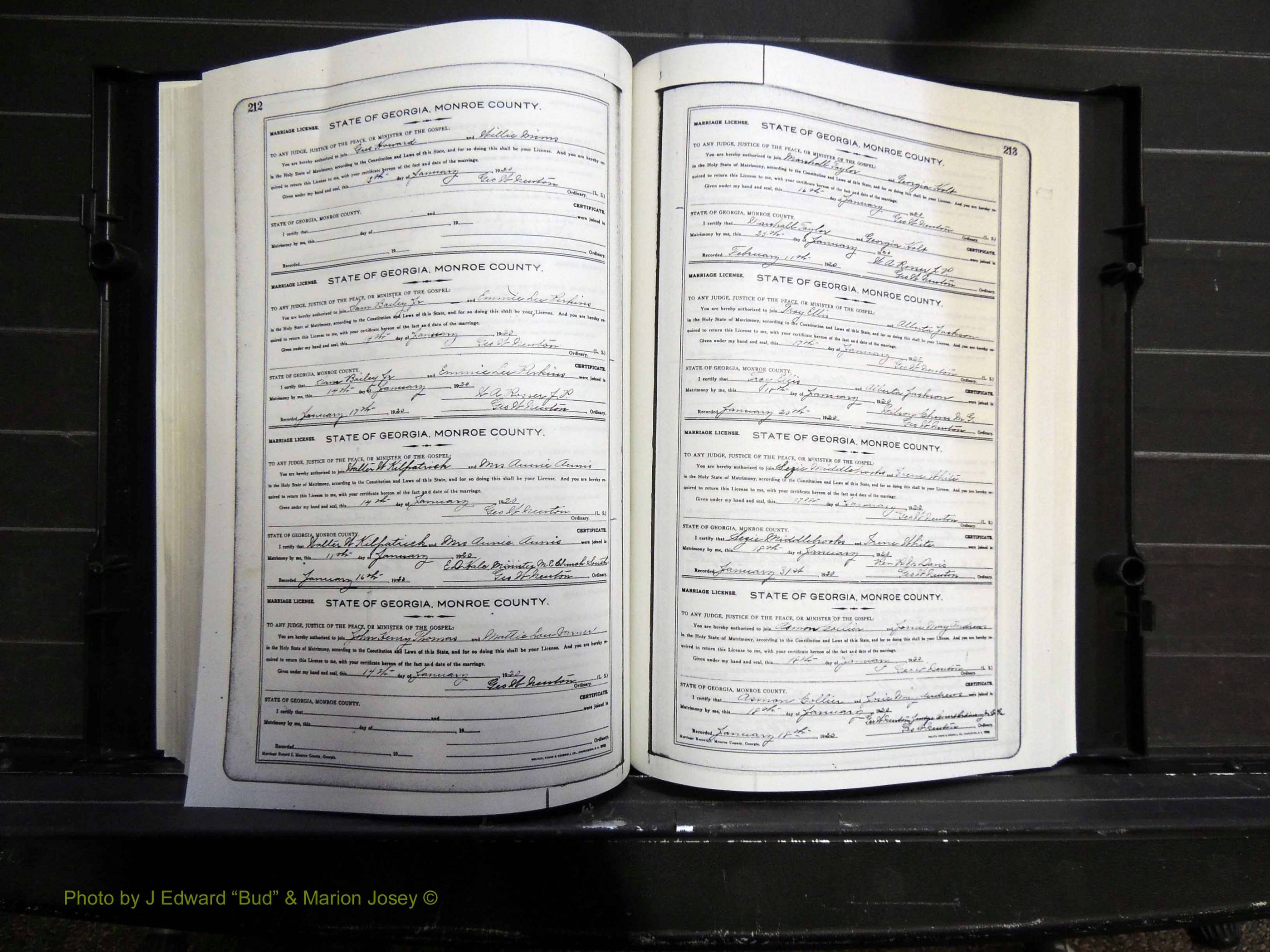 Monroe Co, GA, Marriages, Book I, 1917-1922 pg 212-213.JPG