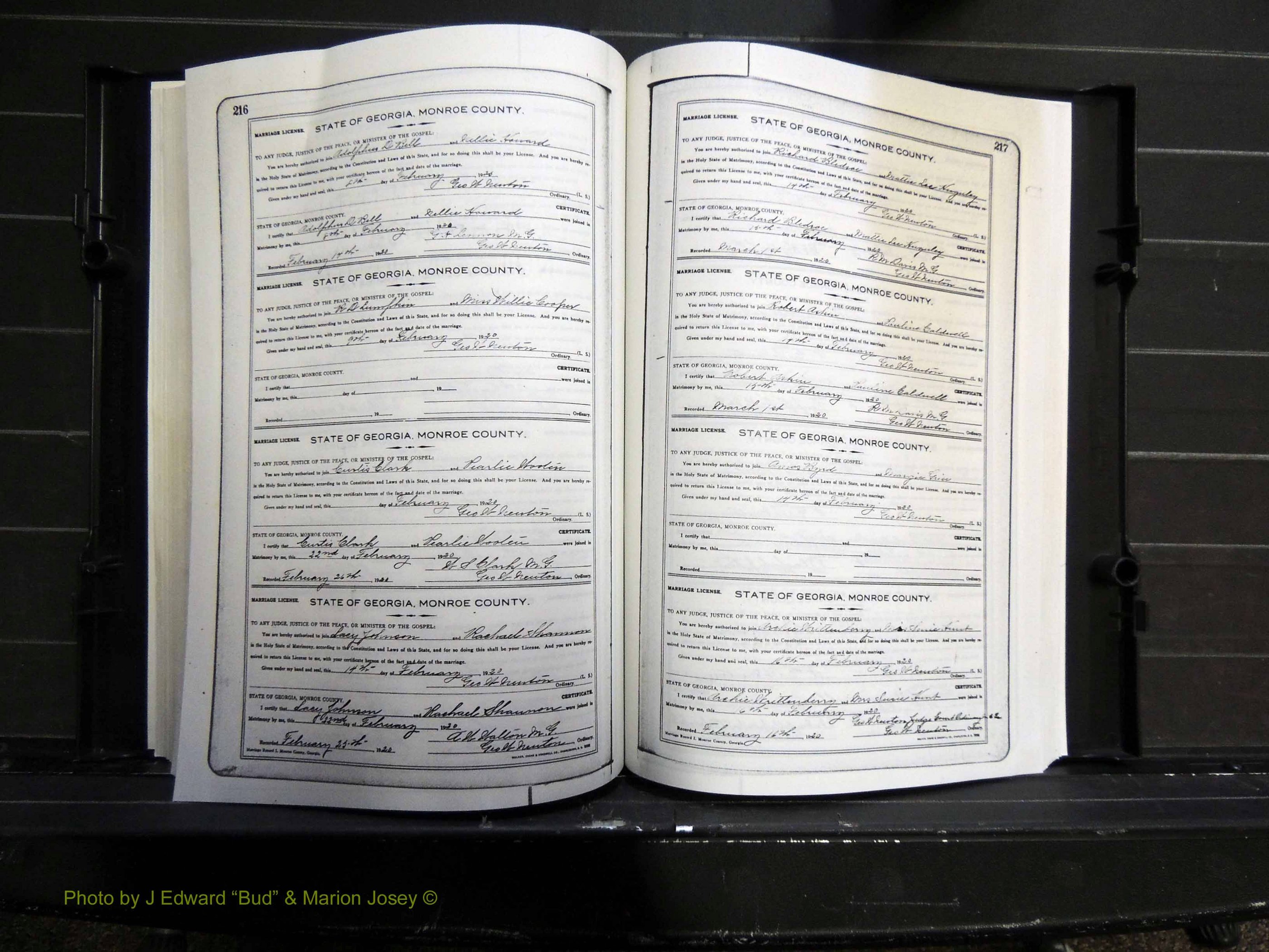 Monroe Co, GA, Marriages, Book I, 1917-1922 pg 216-217.JPG