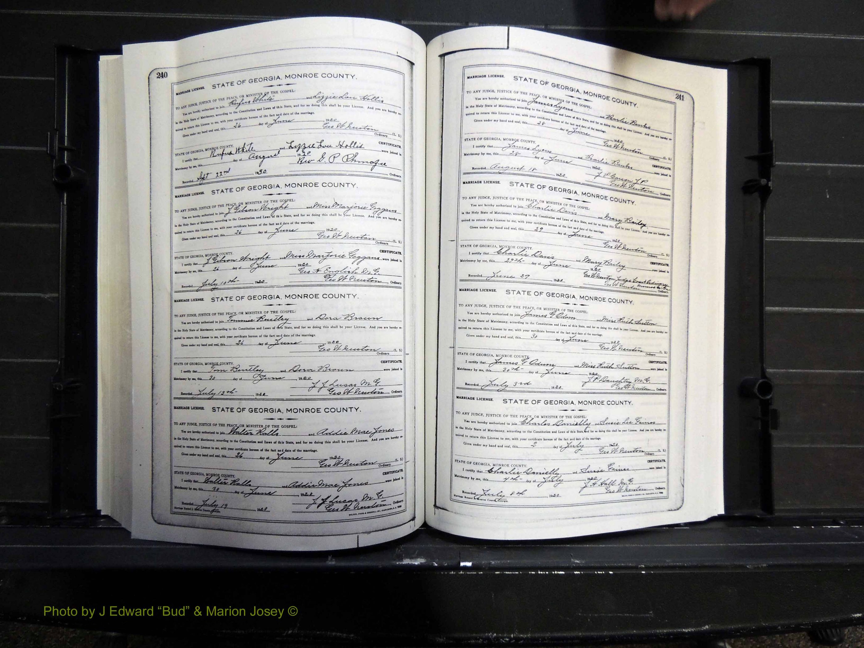 Monroe Co, GA, Marriages, Book I, 1917-1922 pg 240-241.JPG