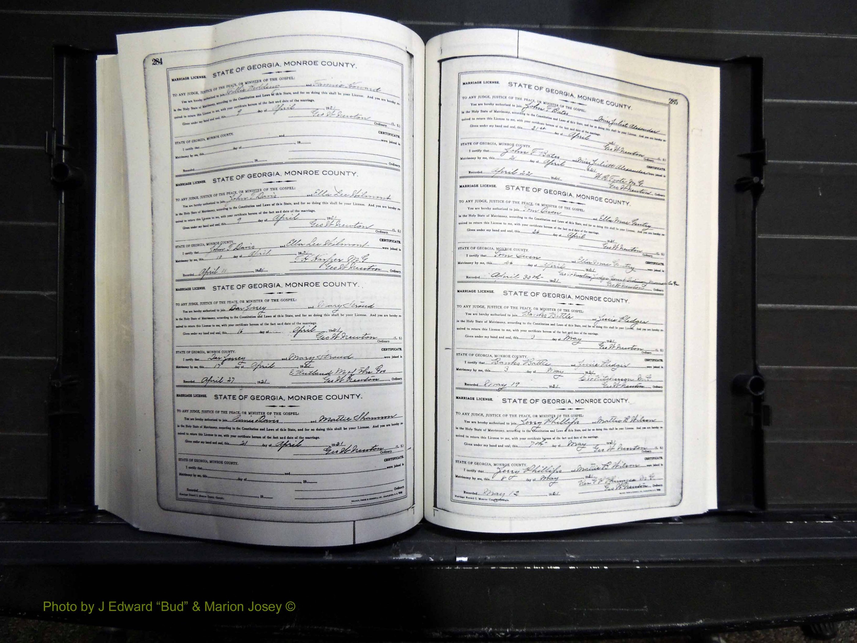 Monroe Co, GA, Marriages, Book I, 1917-1922 pg 284-285.JPG
