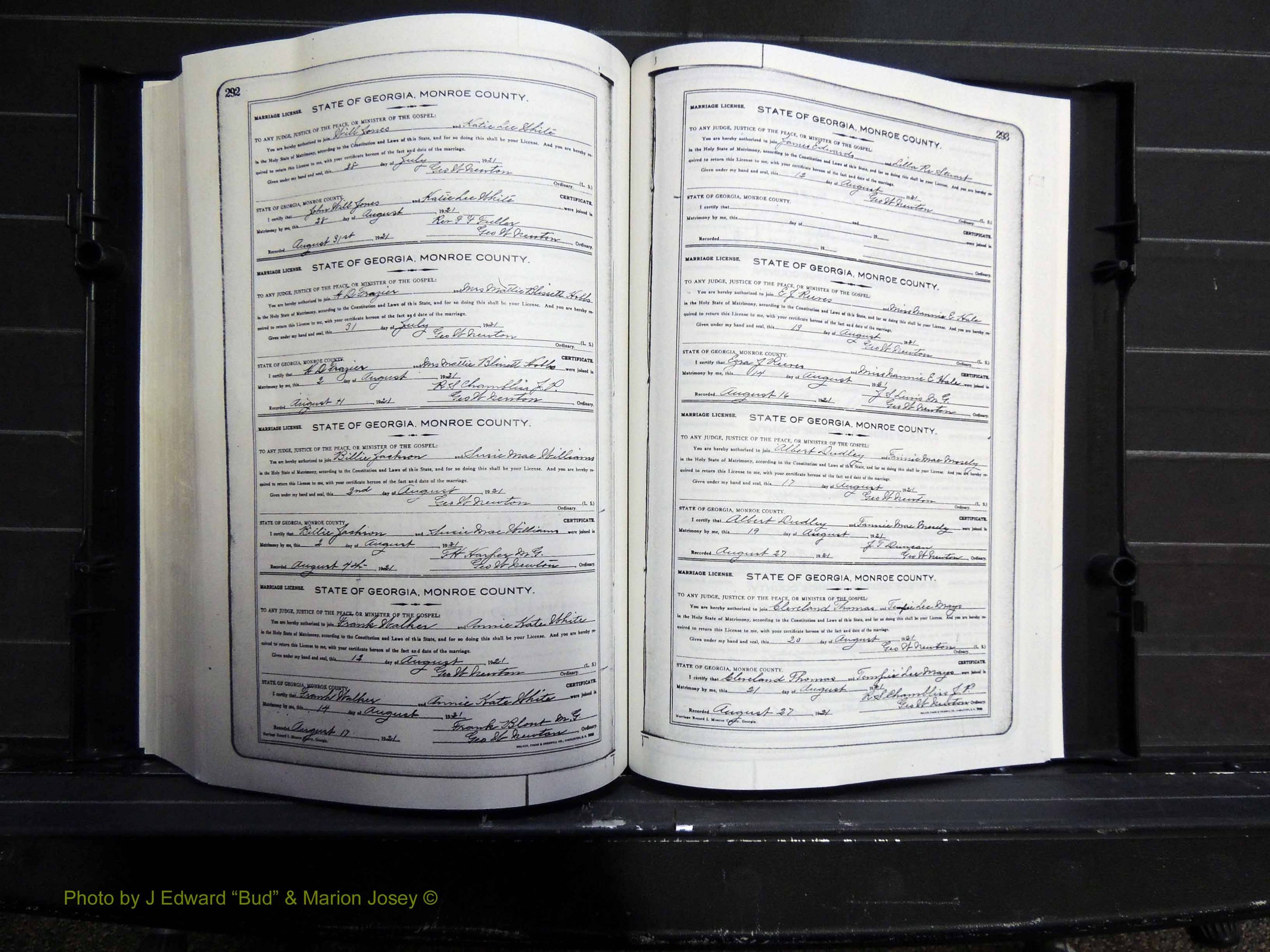 Monroe Co, GA, Marriages, Book I, 1917-1922 pg 292-293.JPG
