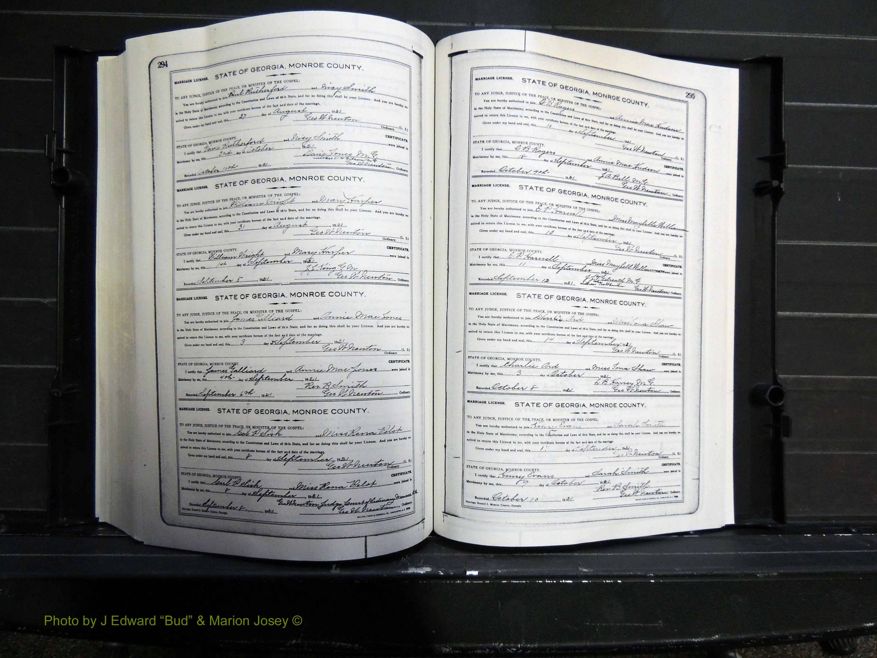 Monroe Co, GA, Marriages, Book I, 1917-1922 pg 294-295.JPG