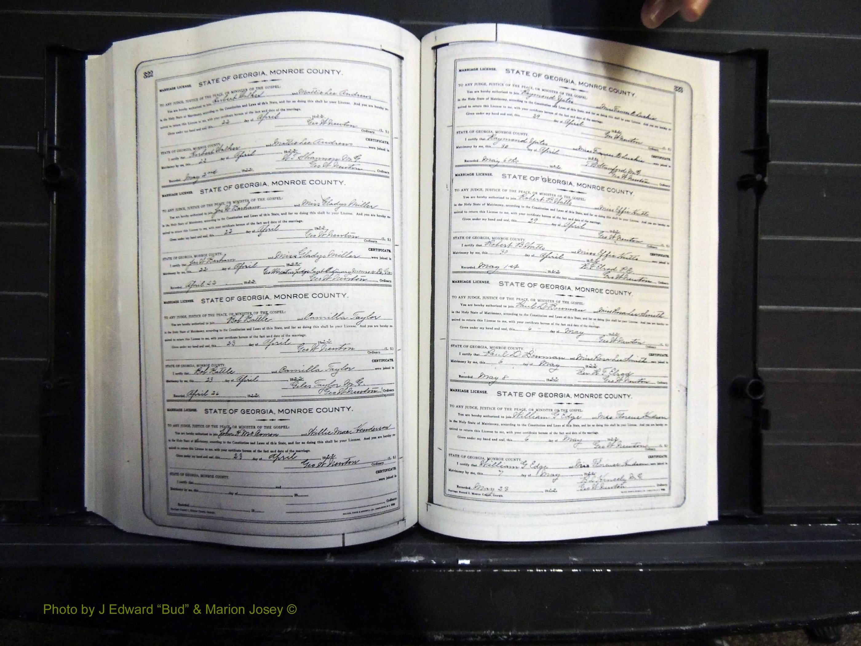 Monroe Co, GA, Marriages, Book I, 1917-1922 pg 322-323.JPG