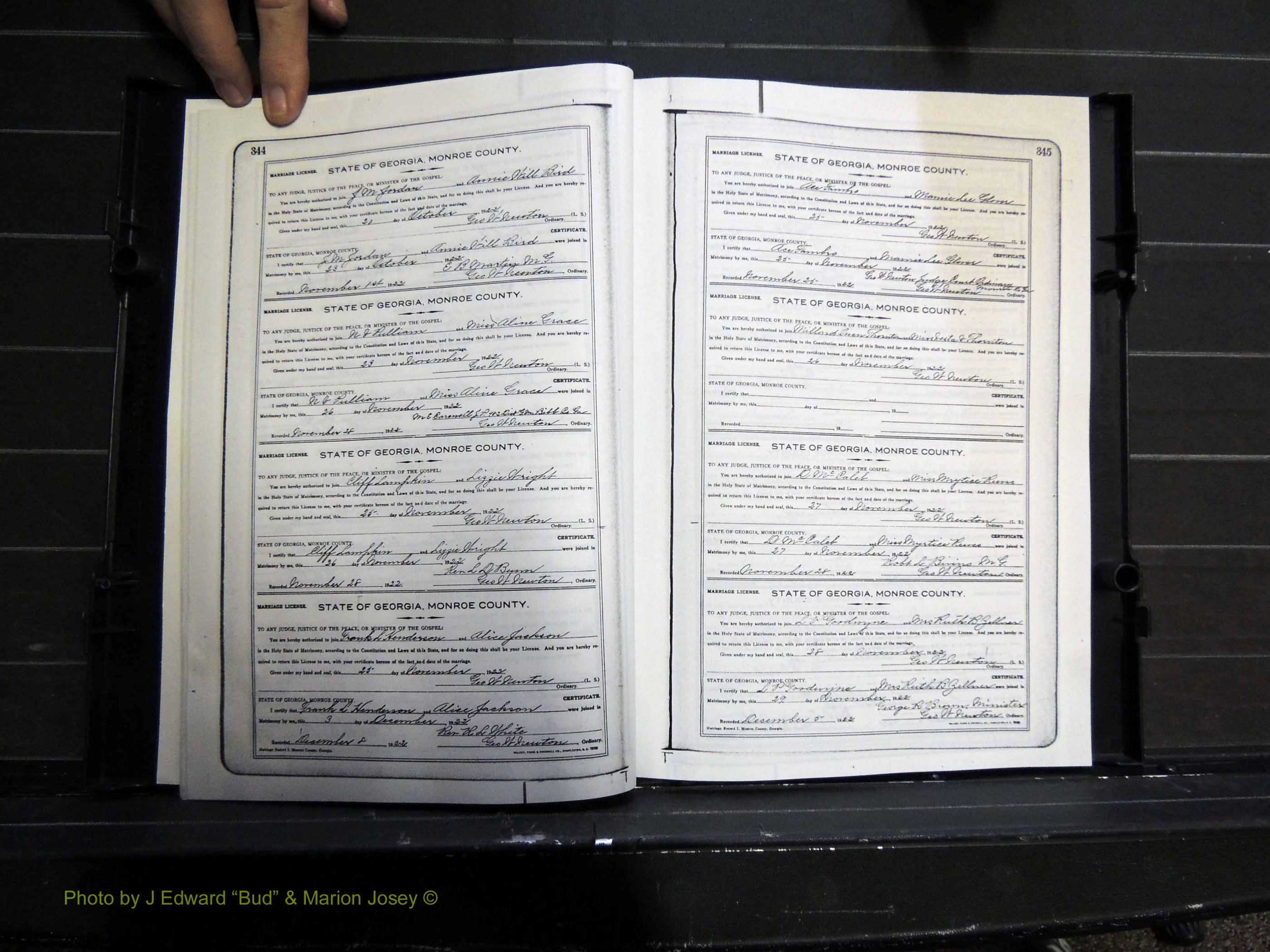 Monroe Co, GA, Marriages, Book I2, 1922-1929 pg 344-345.JPG
