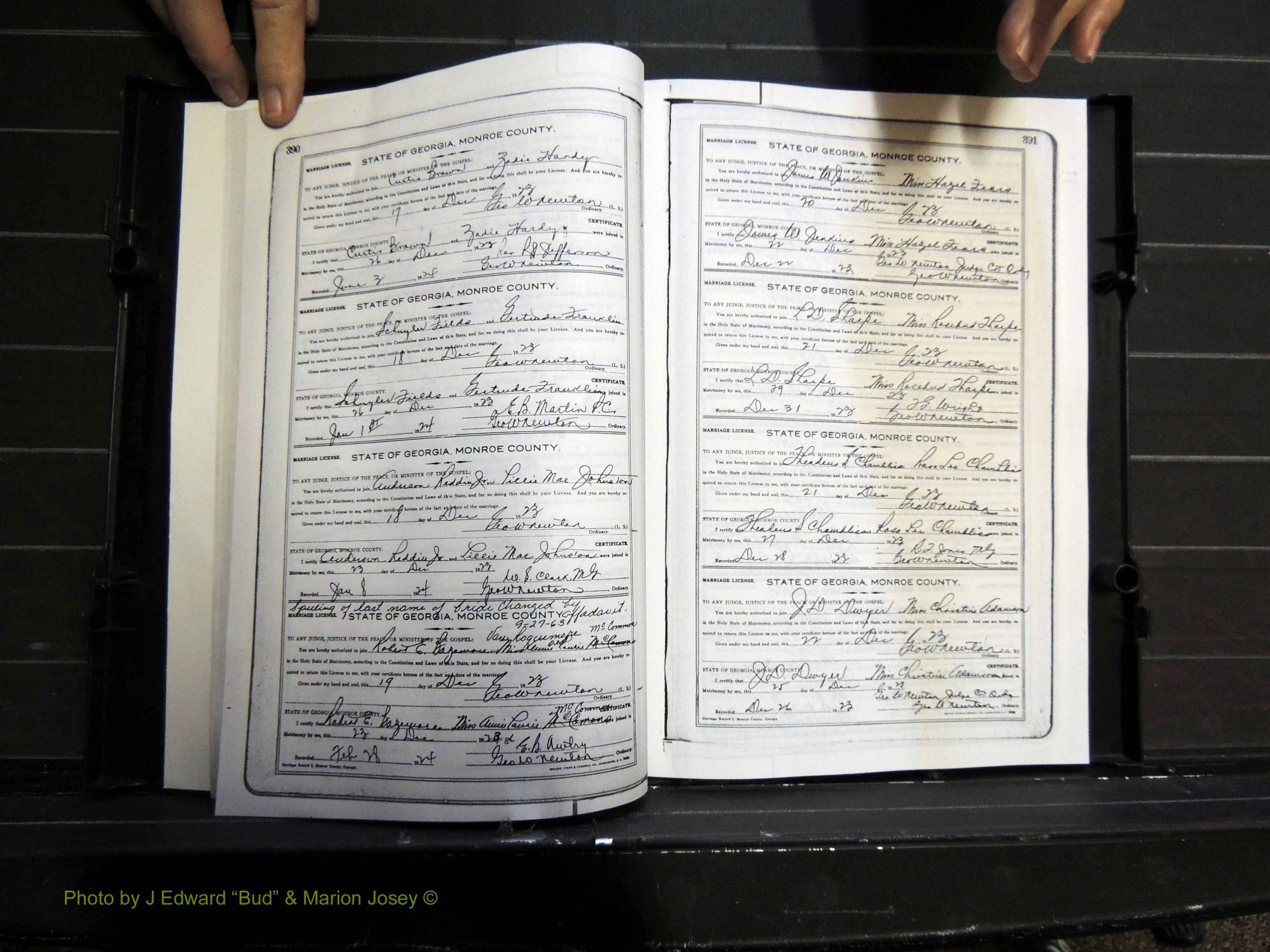 Monroe Co, GA, Marriages, Book I2, 1922-1929 pg 390-391.JPG
