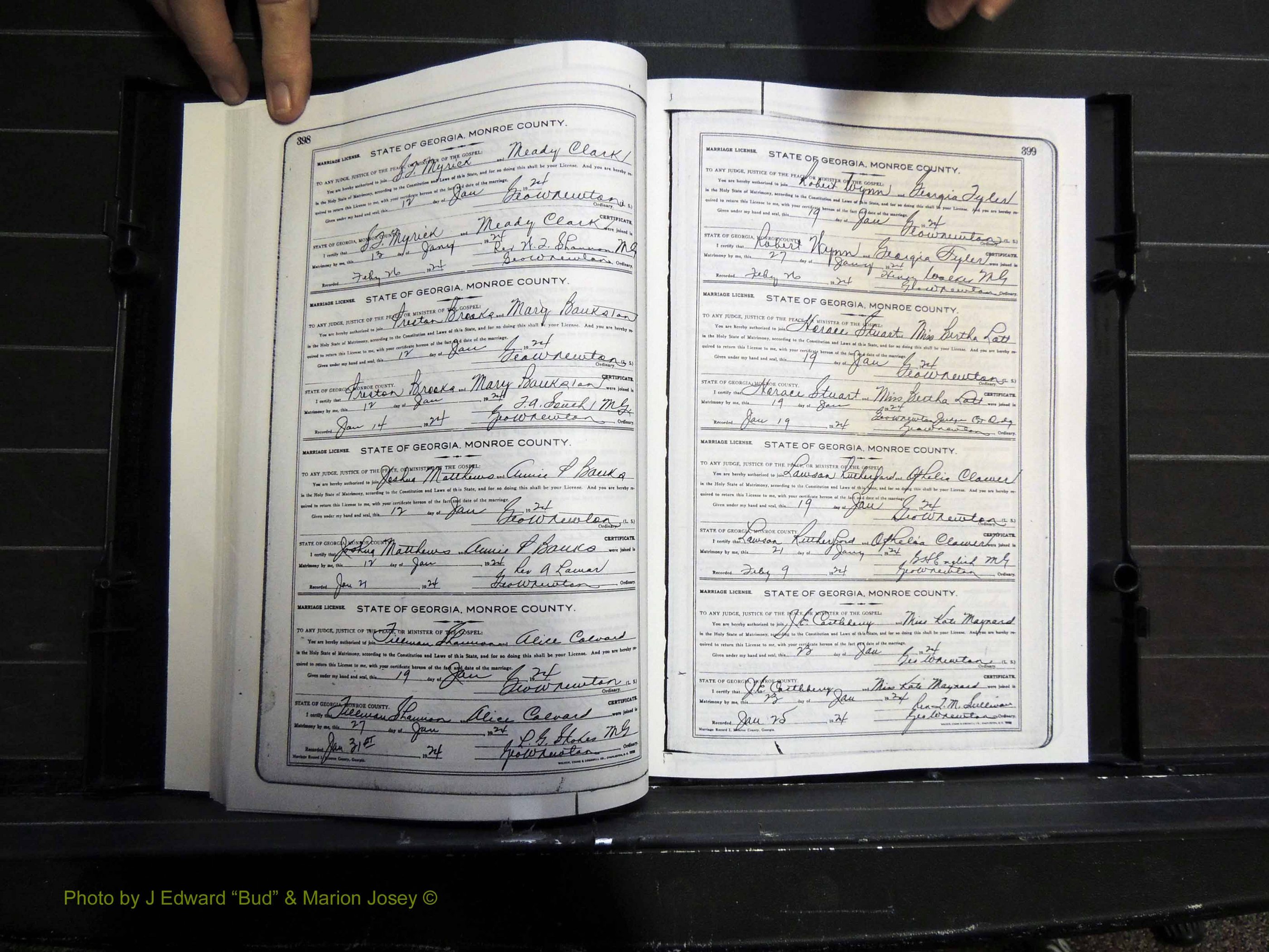 Monroe Co, GA, Marriages, Book I2, 1922-1929 pg 398-399.JPG