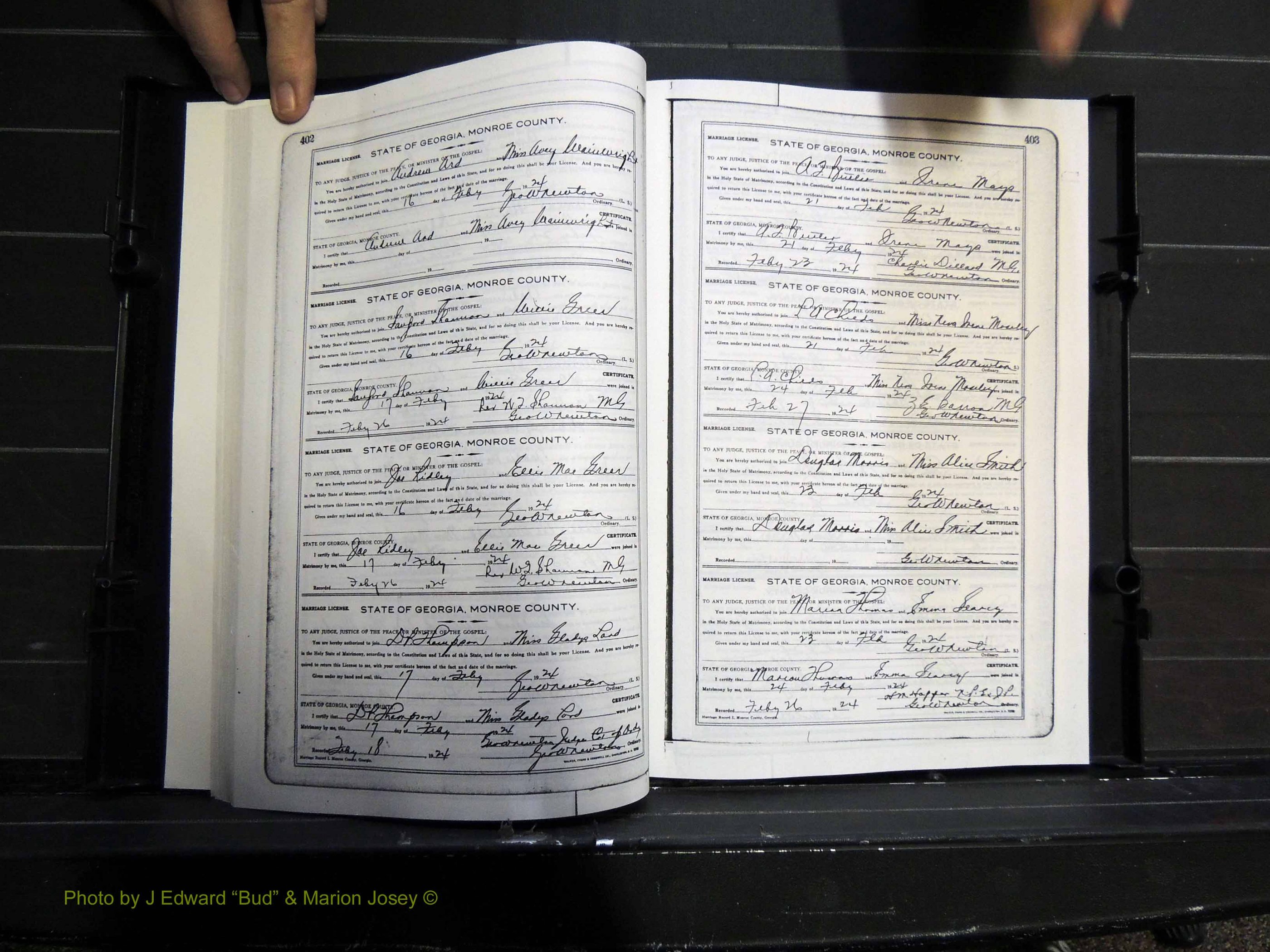 Monroe Co, GA, Marriages, Book I2, 1922-1929 pg 402-403.JPG