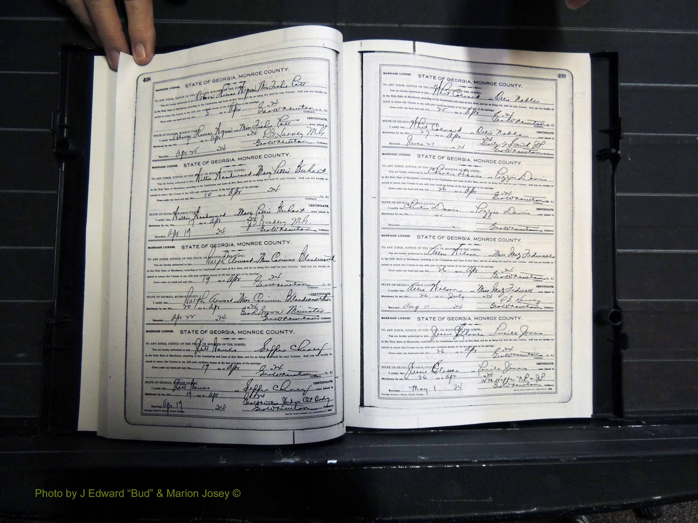 Monroe Co, GA, Marriages, Book I2, 1922-1929 pg 408-409.JPG