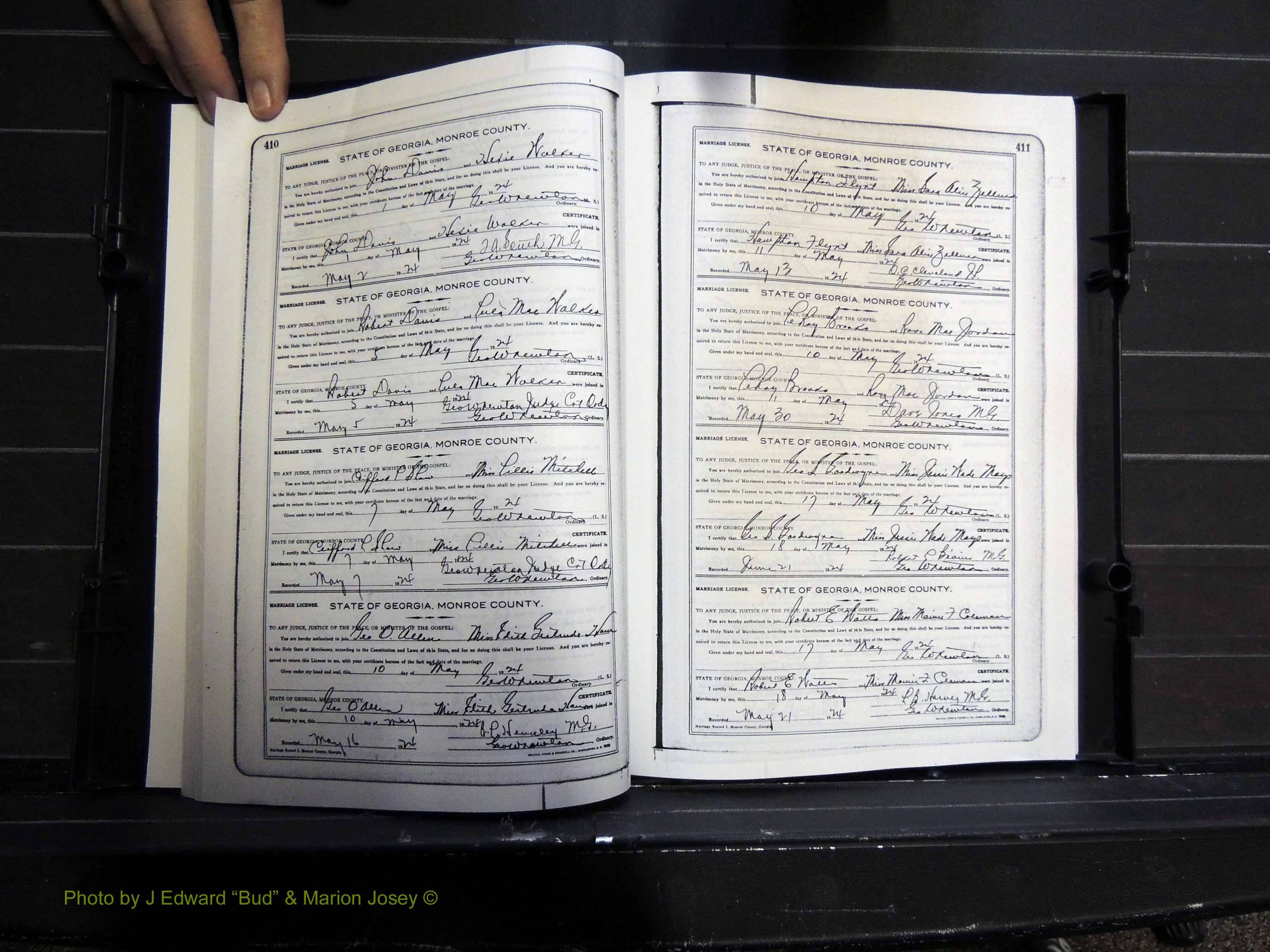 Monroe Co, GA, Marriages, Book I2, 1922-1929 pg 410-411.JPG
