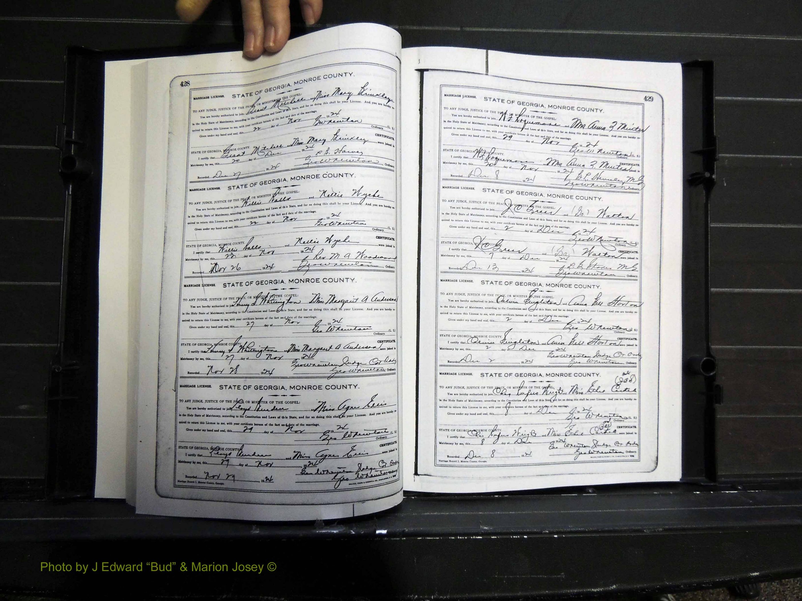 Monroe Co, GA, Marriages, Book I2, 1922-1929 pg 428-429.JPG