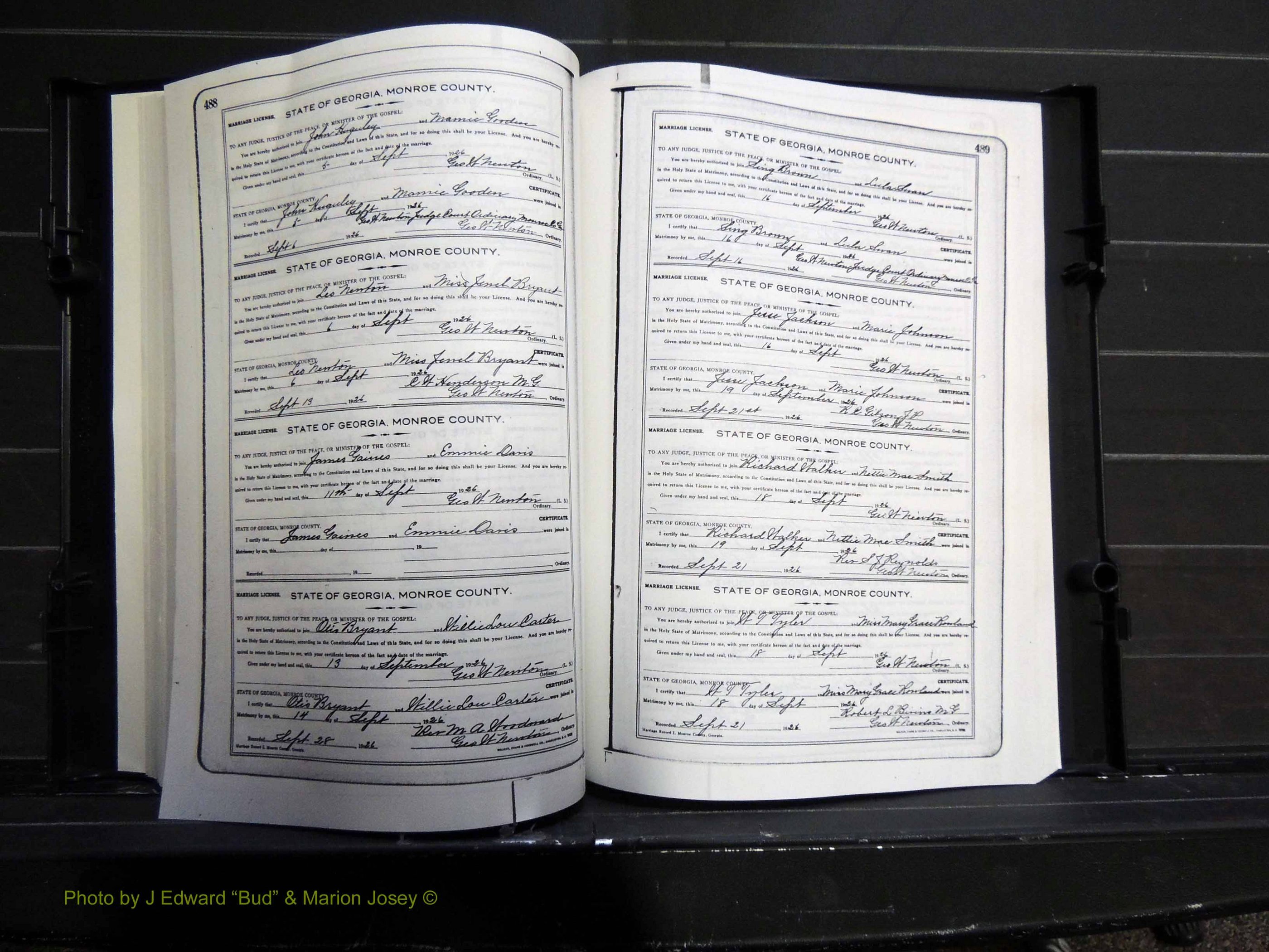 Monroe Co, GA, Marriages, Book I2, 1922-1929 pg 488-489.JPG
