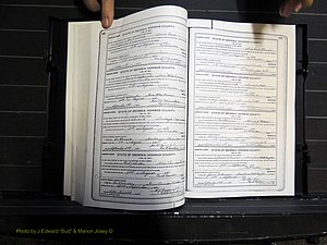 Monroe Co, GA, Marriages, Book I, 1917-1922 pg 100-101.JPG