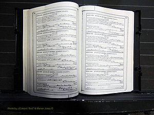 Monroe Co, GA, Marriages, Book I, 1917-1922 pg 122-123.JPG