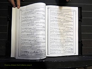 Monroe Co, GA, Marriages, Book I2, 1922-1929 pg 426-427.JPG