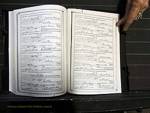 Monroe Co, GA, Marriages, Book I2, 1922-1929 pg 588-589.JPG