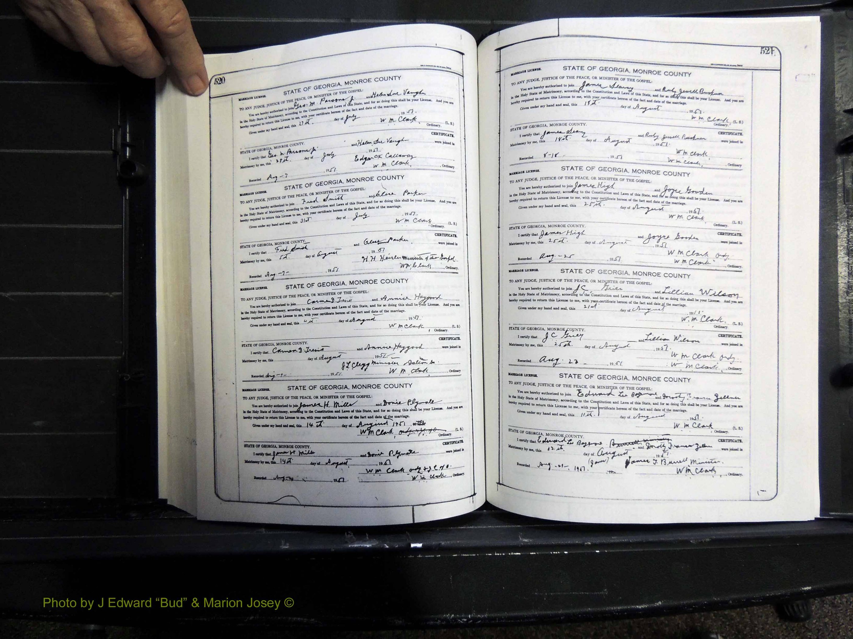 Monroe Co, GA, Marriages, Book J2, 1938-1952 pg 520-521.JPG