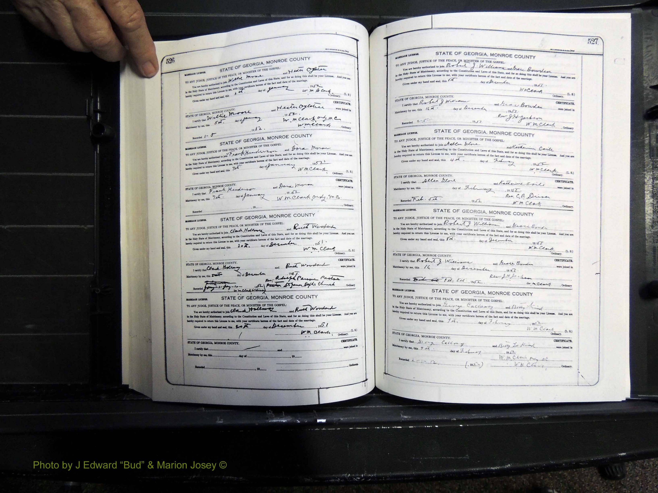 Monroe Co, GA, Marriages, Book J2, 1938-1952 pg 526-527.JPG