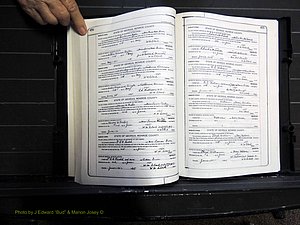 Monroe Co, GA, Marriages, Book J2, 1938-1952 pg 424-425.JPG
