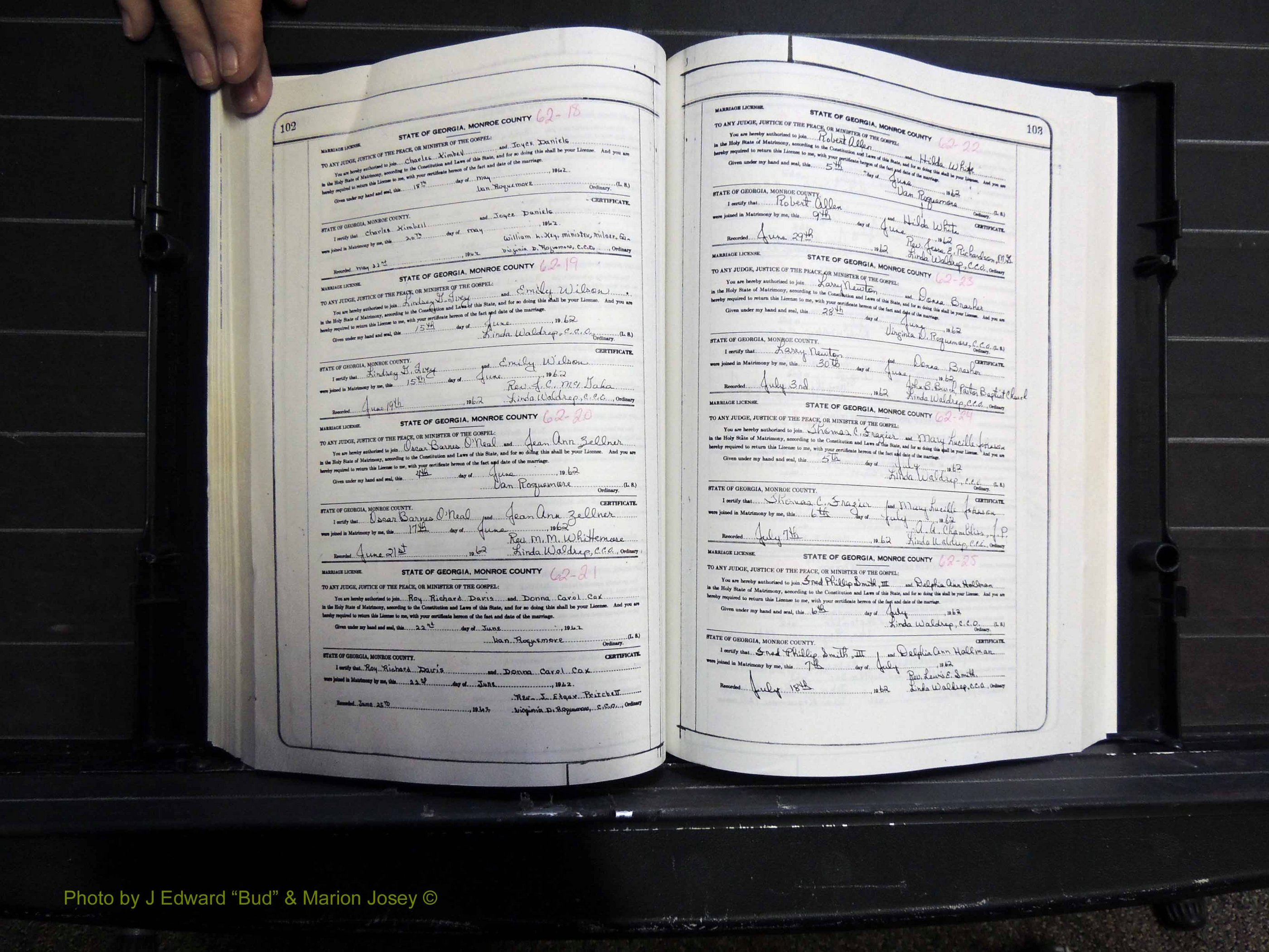 Monroe Co, GA, Marriages, Book K, 1952-1975 pg 102-103.JPG