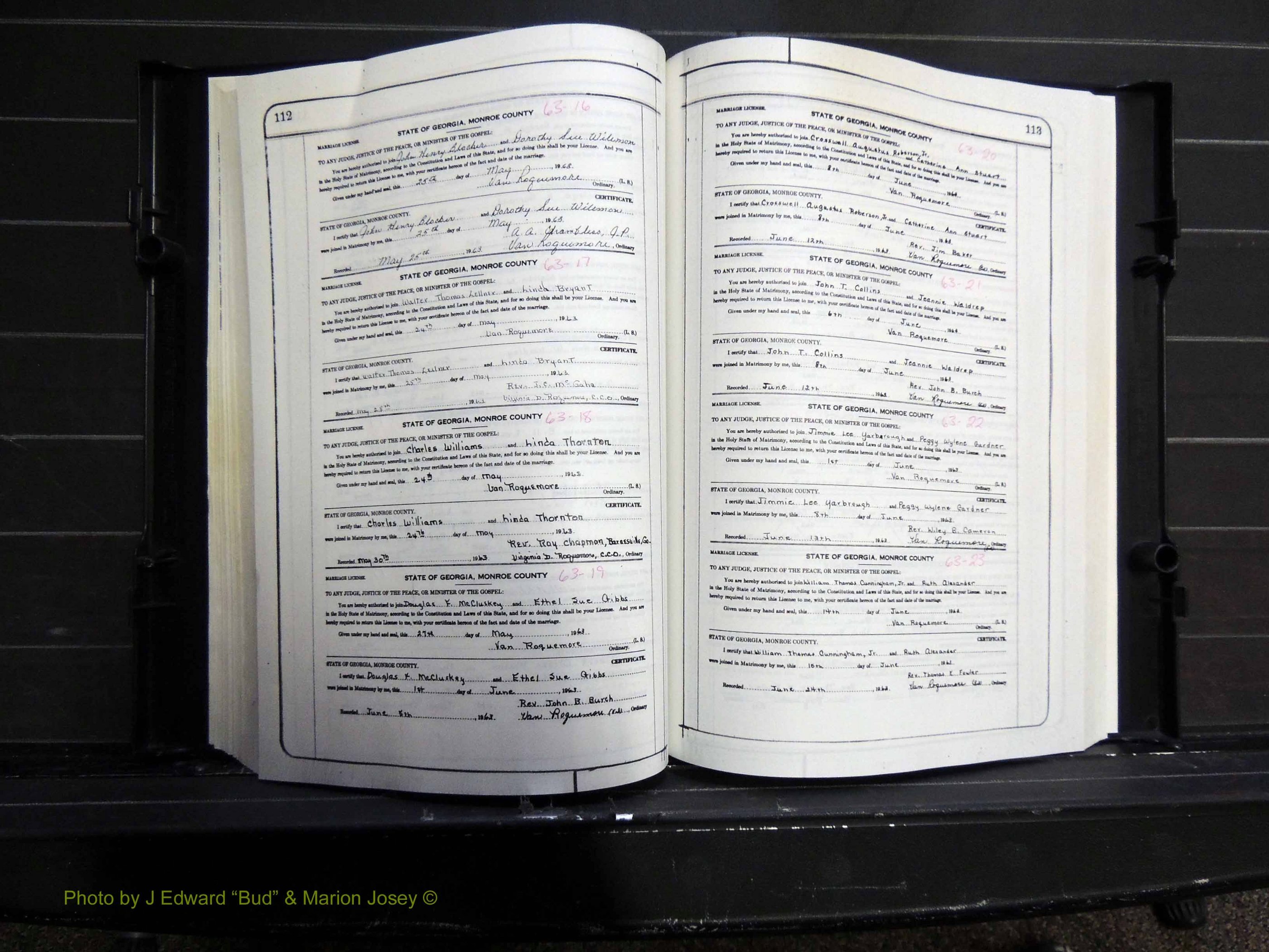 Monroe Co, GA, Marriages, Book K, 1952-1975 pg 112-113.JPG