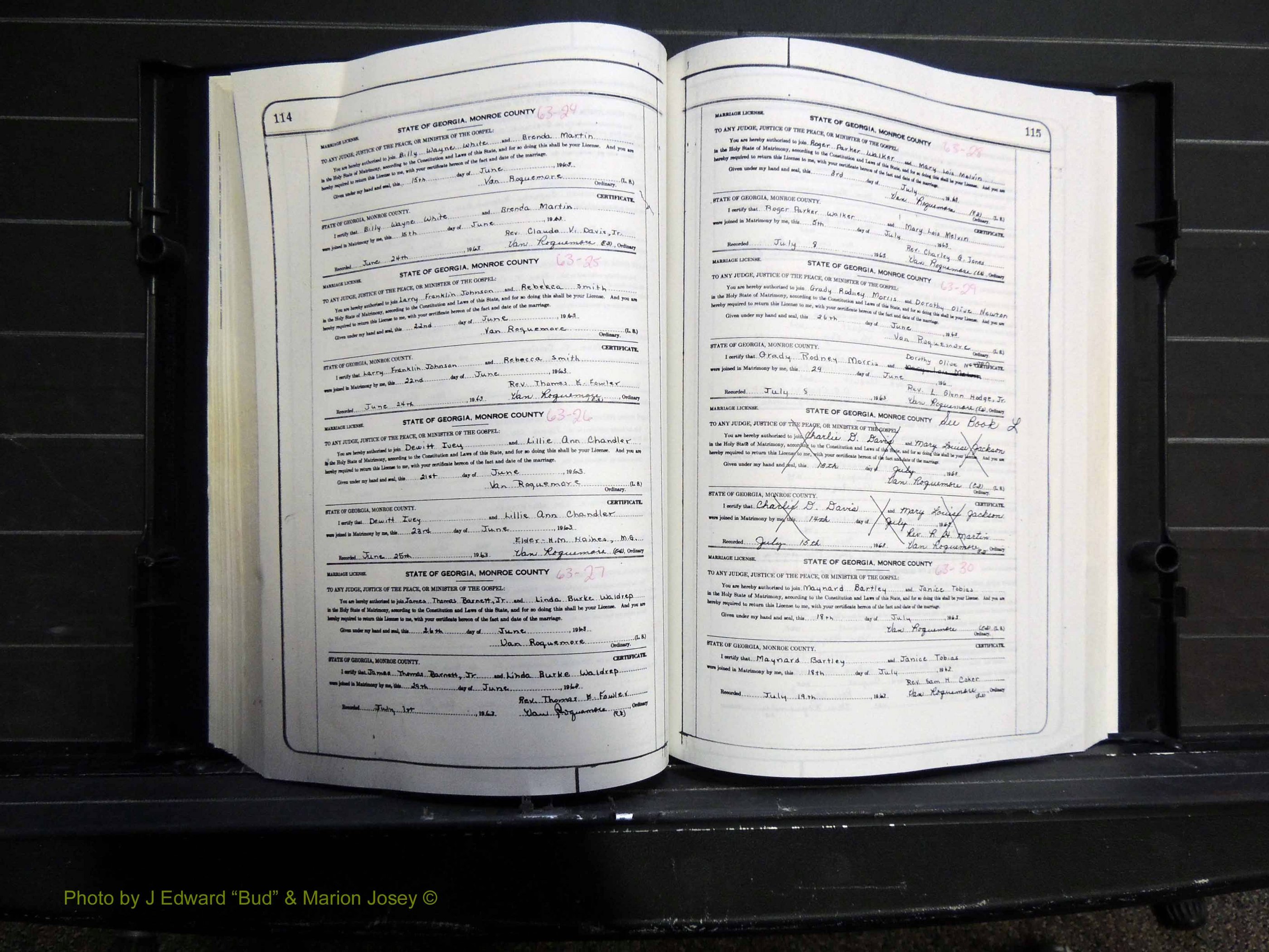 Monroe Co, GA, Marriages, Book K, 1952-1975 pg 114-115.JPG