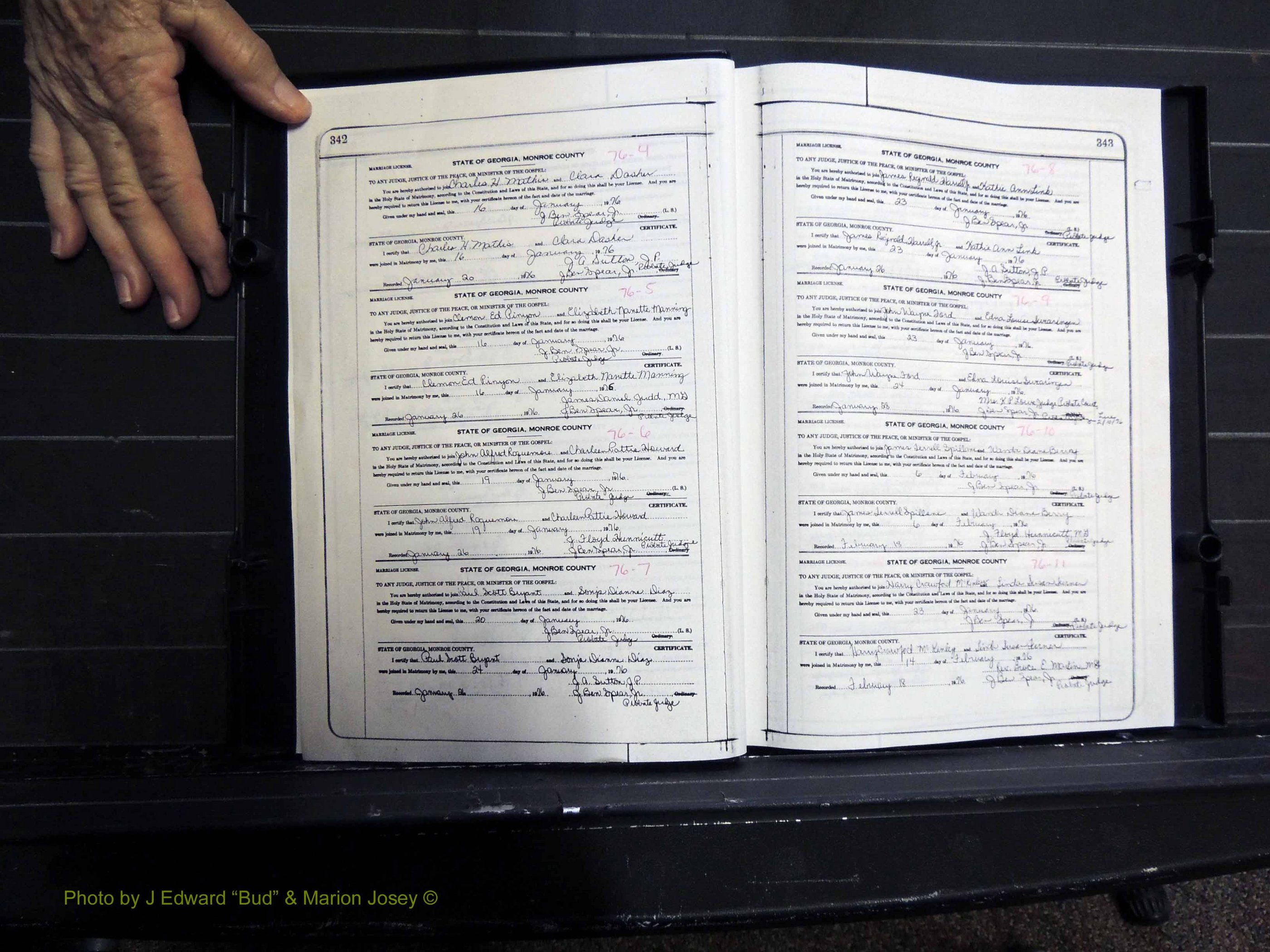 Monroe Co, GA, Marriages, Book K2, 1975-1984 pg 342-343.JPG