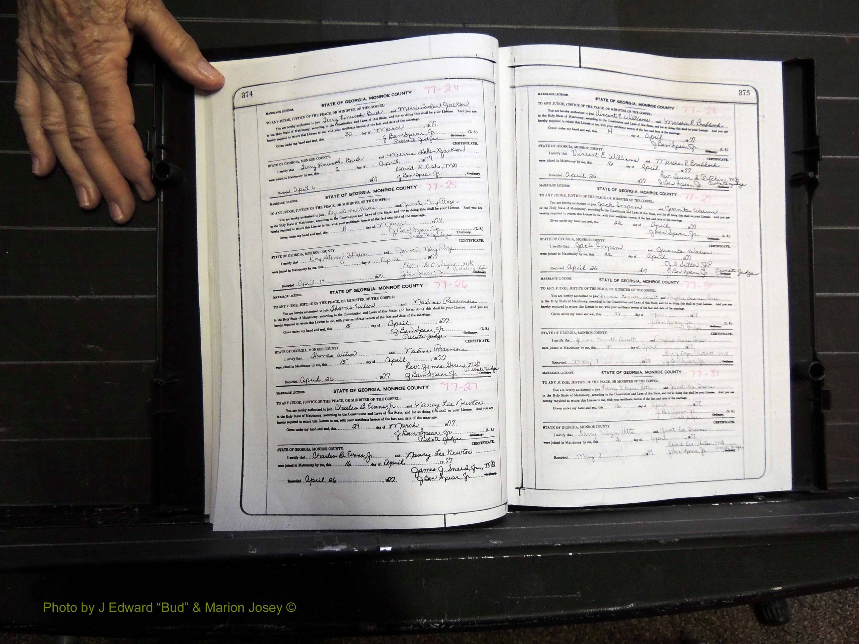 Monroe Co, GA, Marriages, Book K2, 1975-1984 pg 374-375.JPG