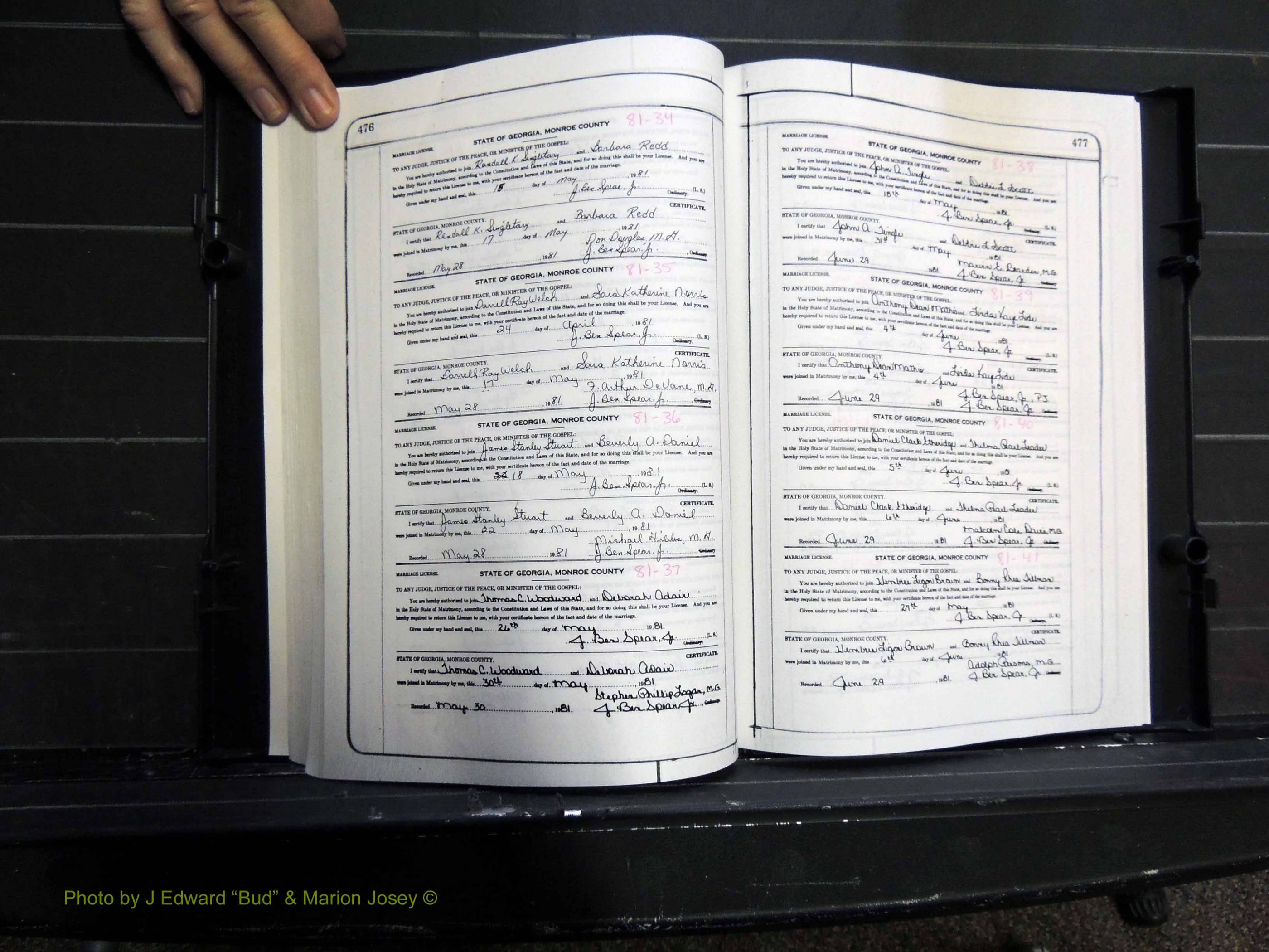 Monroe Co, GA, Marriages, Book K2, 1975-1984 pg 476-477.JPG