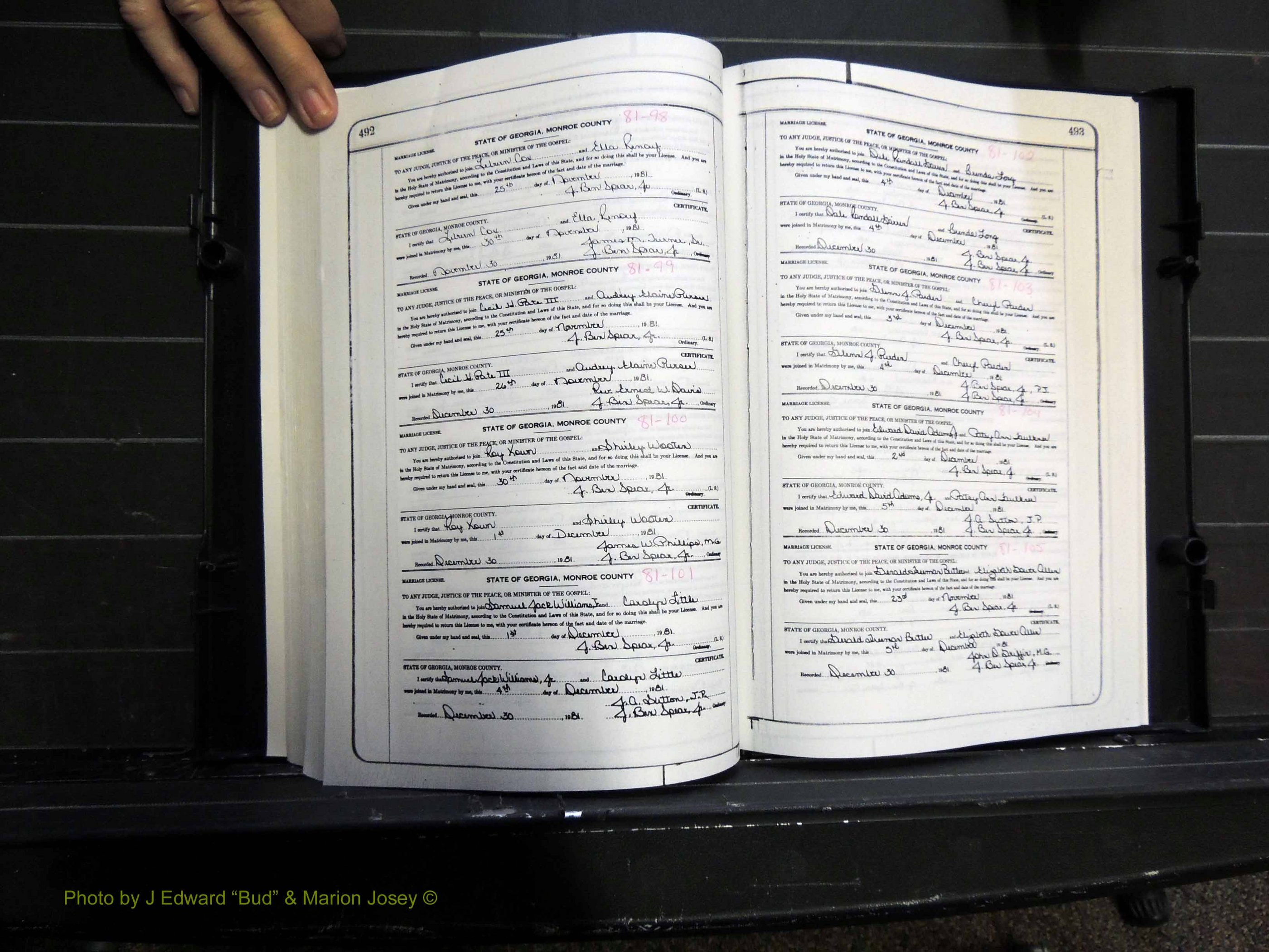 Monroe Co, GA, Marriages, Book K2, 1975-1984 pg 492-493.JPG