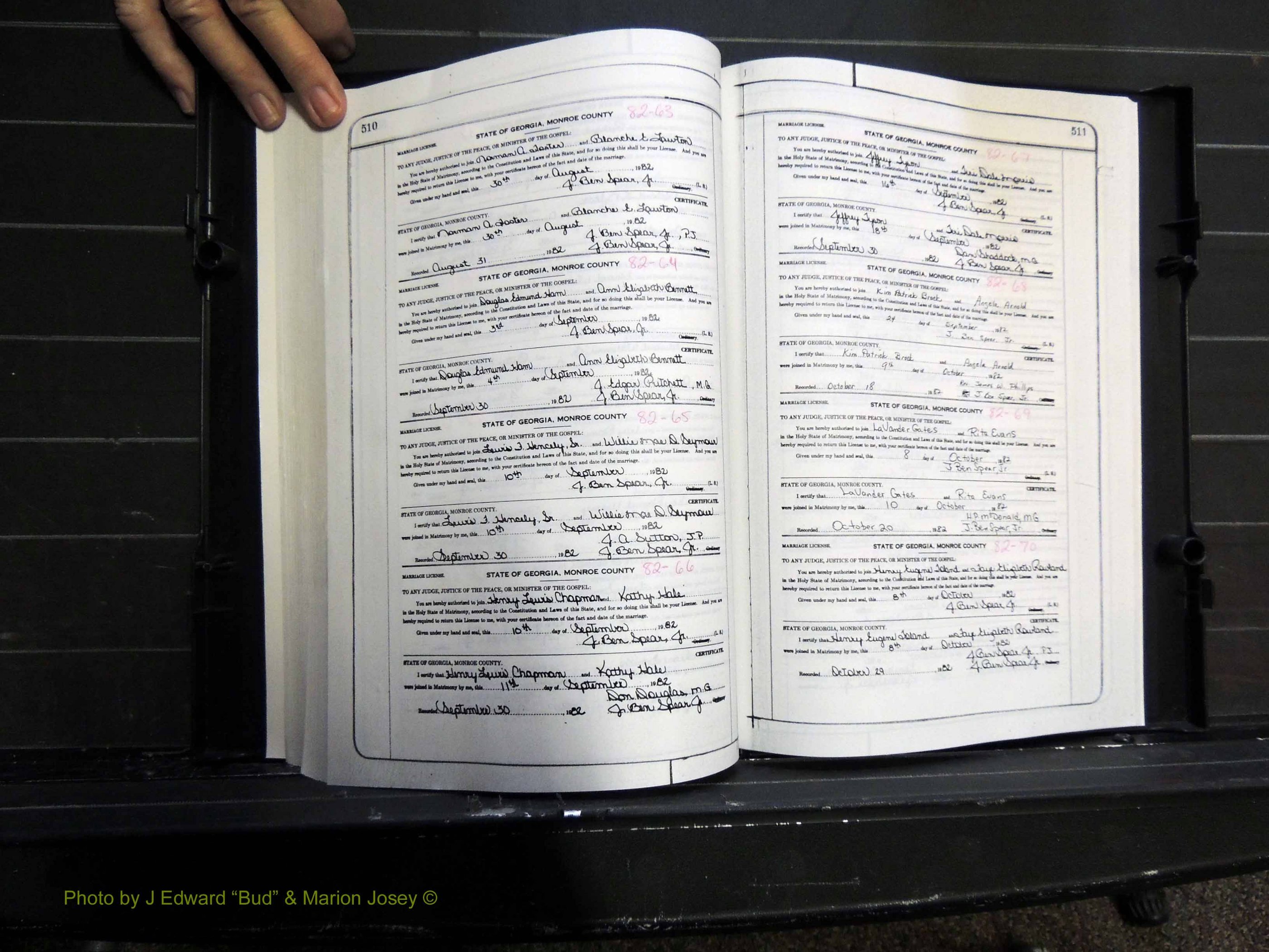 Monroe Co, GA, Marriages, Book K2, 1975-1984 pg 510-511.JPG