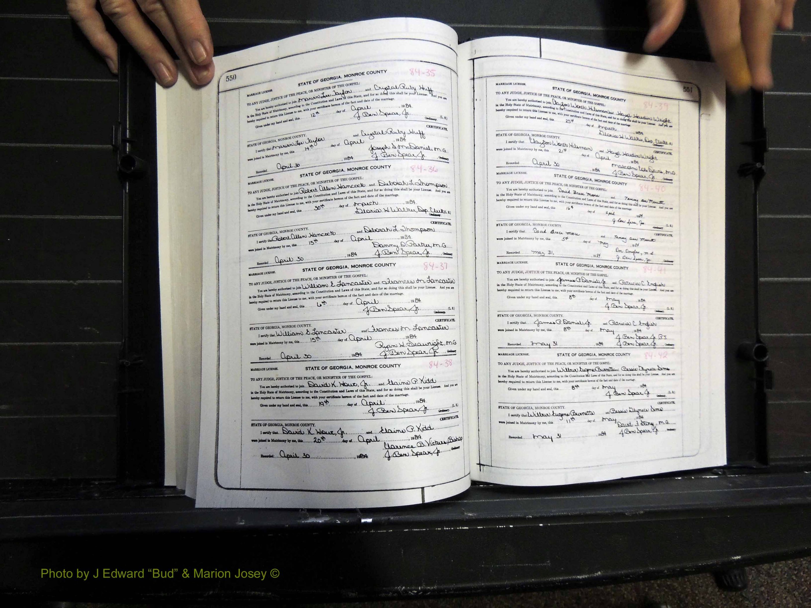 Monroe Co, GA, Marriages, Book K2, 1975-1984 pg 550-551.JPG