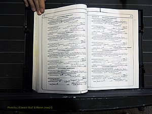 Monroe Co, GA, Marriages, Book K, 1952-1975 pg 042-043.JPG