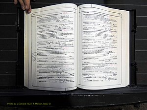Monroe Co, GA, Marriages, Book K, 1952-1975 pg 104-105.JPG