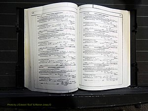 Monroe Co, GA, Marriages, Book K, 1952-1975 pg 122-123.JPG