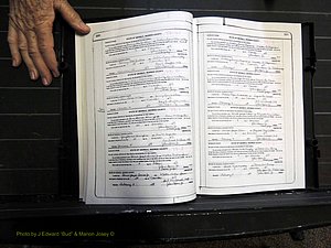 Monroe Co, GA, Marriages, Book K2, 1975-1984 pg 390-391.JPG