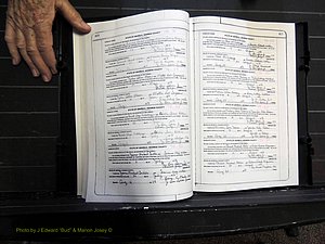 Monroe Co, GA, Marriages, Book K2, 1975-1984 pg 410-411.JPG