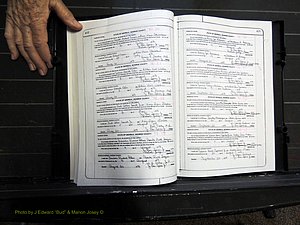 Monroe Co, GA, Marriages, Book K2, 1975-1984 pg 412-413.JPG