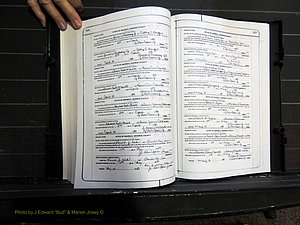 Monroe Co, GA, Marriages, Book K2, 1975-1984 pg 524-525.JPG