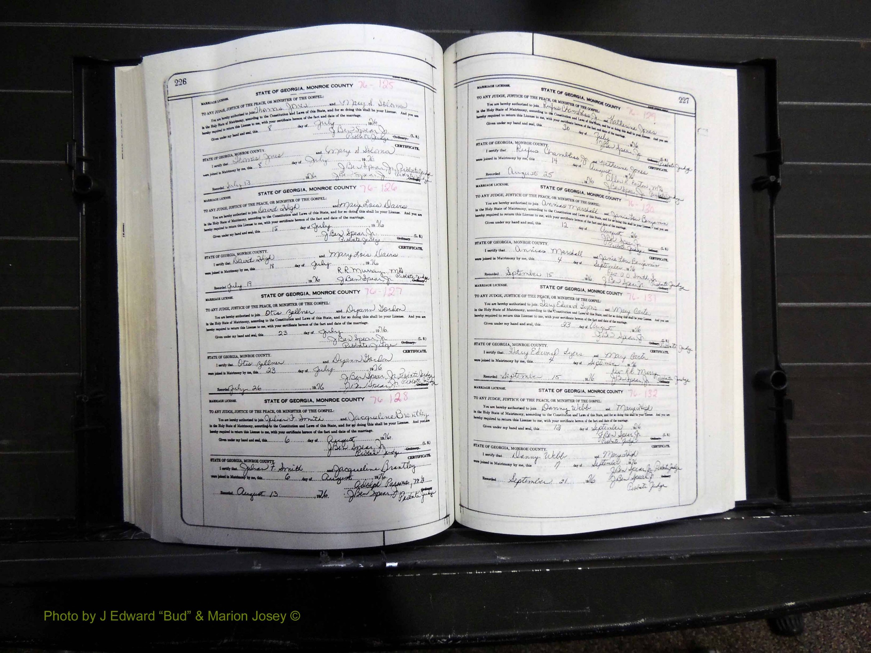 Monroe Co, GA, Marriages, Book L, 1952-1983 pg 226-227.JPG