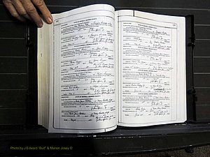Monroe Co, GA, Marriages, Book L, 1952-1983 pg 162-163.JPG