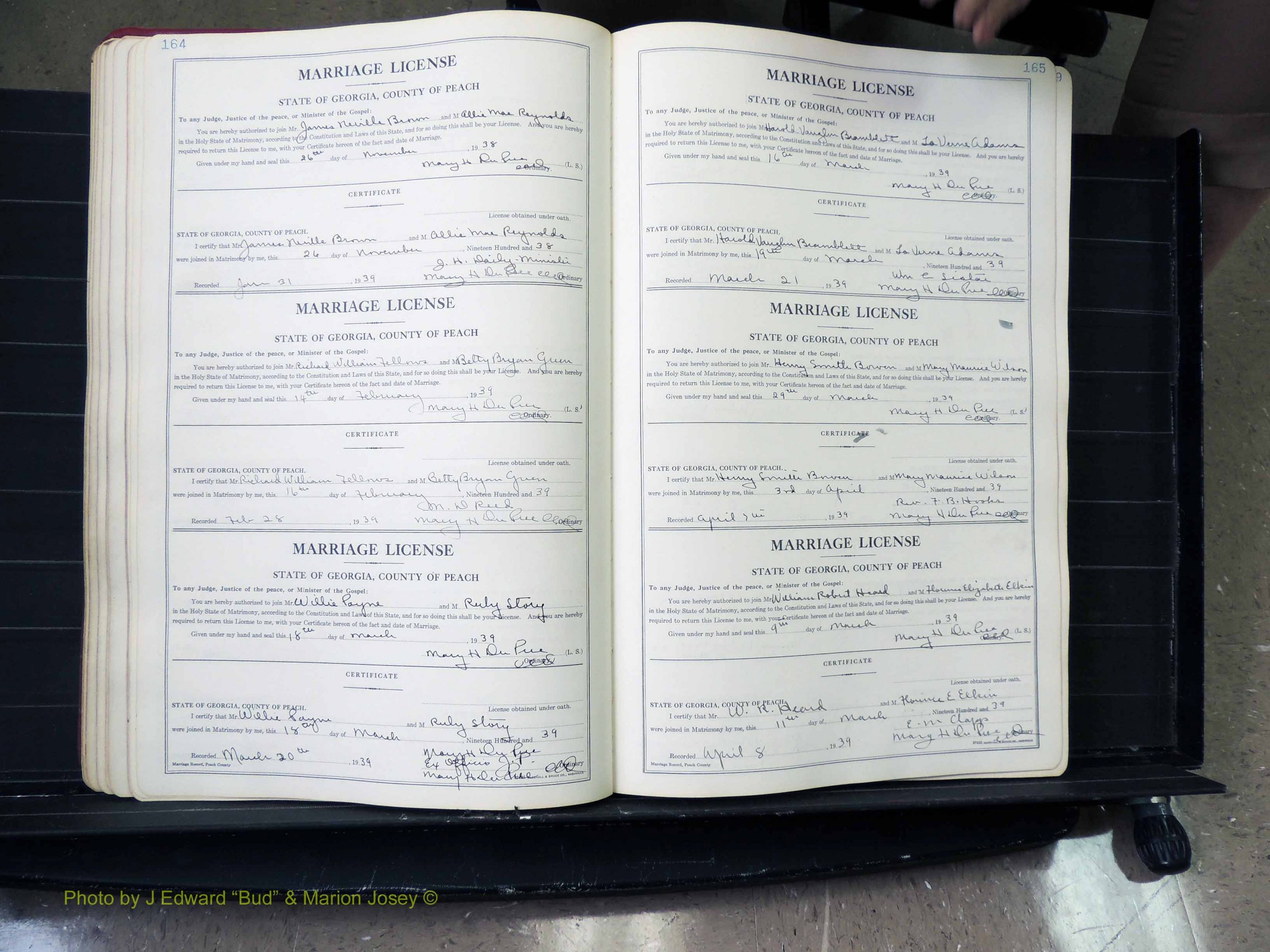 Peach Co, GA, Marriages, Book A, 1926-1960 pg 164-165.JPG