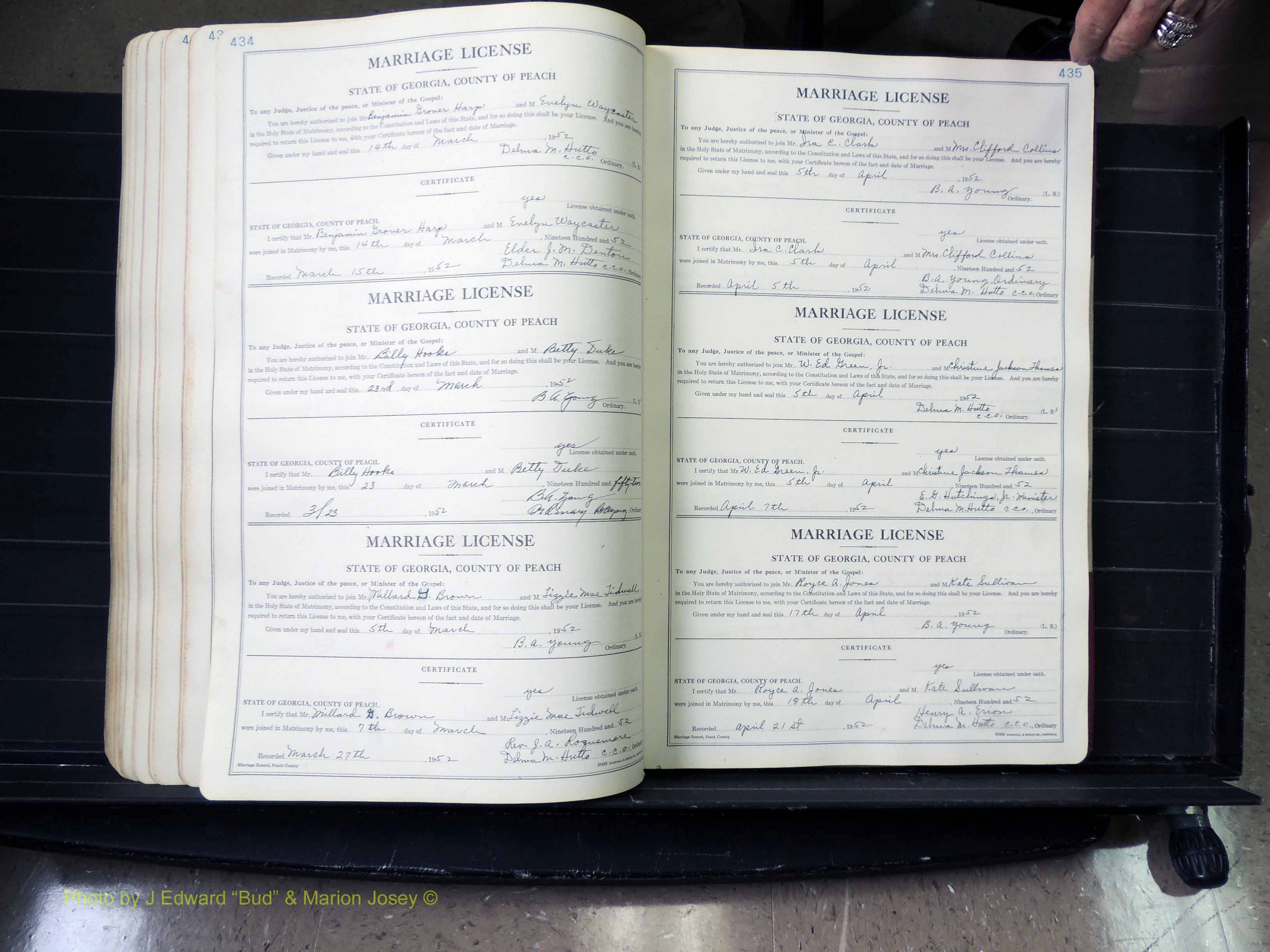 Peach Co, GA, Marriages, Book A, 1926-1960 pg 434-435.JPG